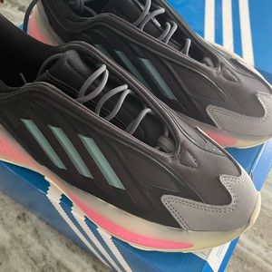 Adidas Ozrah Sneakers